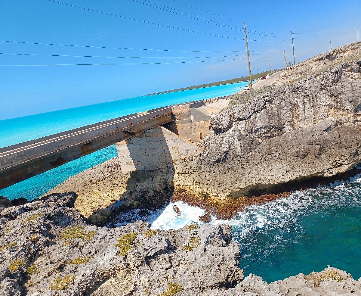 Current conditions at Glass Window Bridge